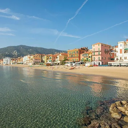 Stunning In With Outdoor Swimming Pool And 1 Bedrooms Apartment Imperia